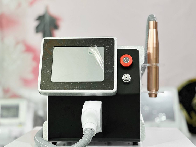 لیزر پیکوشور پیکوسکند 4 لنز