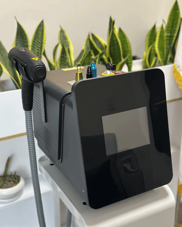 کیوسئویچ ناب وی رو میزی