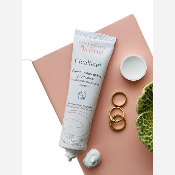 کرم ترمیم کننده اون Avene